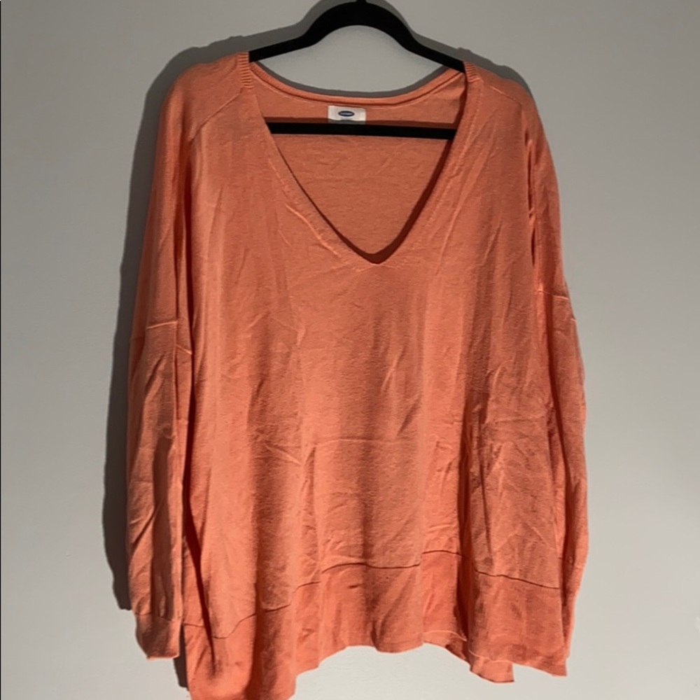 V neck sweater